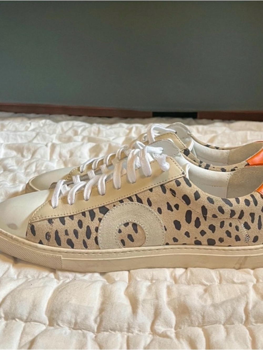 Oliver Cabell Women's Low 1 Sneaker in Jolla